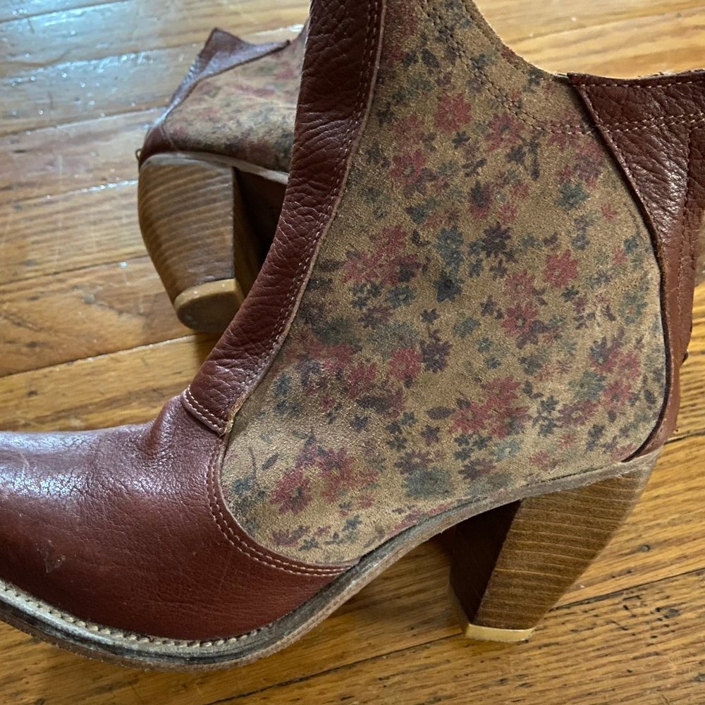 J Shoes Ankle Boot Zipper Back Stacked Heel
